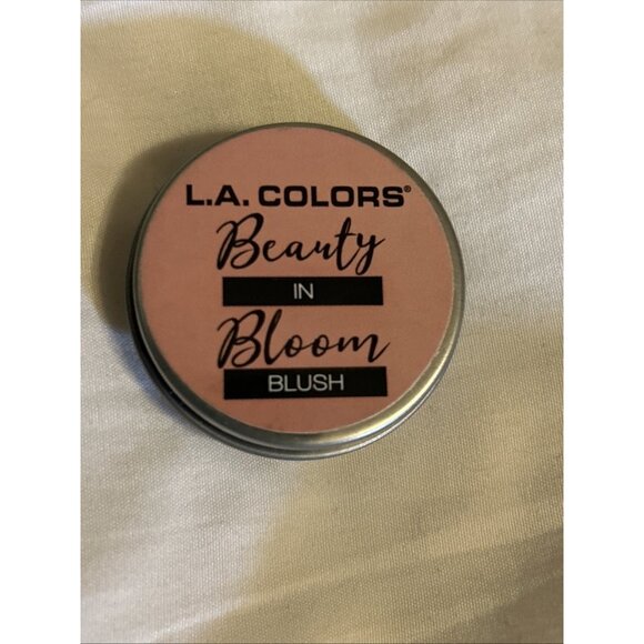 L.A Colors Beauty In Blossom Blush / Highlighter C68028 Pink Petal New .11oz - Picture 1 of 6